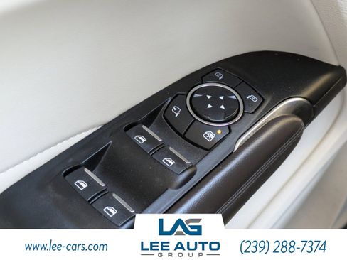 Used 2019 Lincoln MKC Select w/ Select Plus Package image 19