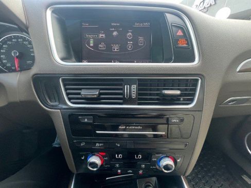 Used 2016 Audi Q5 2.0T Premium Plus w/ Technology Package image 34