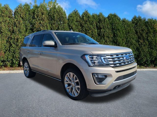 Used 2018 Ford Expedition Limited w/ Equipment Group 302A AWD/4WD image 3