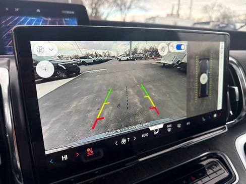 Used 2025 Ford Expedition Max Platinum w/ Platinum Ultimate Package image 48