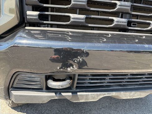 Used 2022 Chevrolet Silverado 2500 Custom w/ Custom Convenience Package AWD/4WD image 18