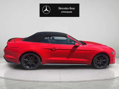 Used 2019 Ford Mustang Convertible w/ Black Accent Package RWD image 6
