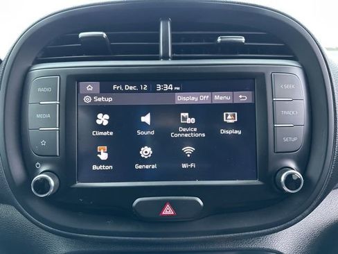 Used 2024 Kia Soul LX w/ Option Group 015 image 39