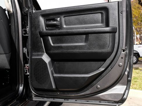 Used 2018 RAM 2500 Tradesman w/ Chrome Appearance Group image 45