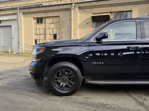 Used 2019 Chevrolet Tahoe LT image 17