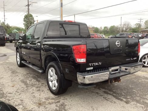 Used 2012 Nissan Titan SL w/ SL Technology Pkg image 4
