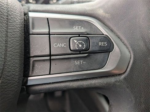 Certified 2024 Jeep Compass Latitude image 19