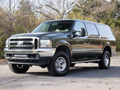 Used 2001 Ford Excursion Limited image 1