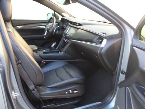 Used 2020 Cadillac XT5 Sportv image 41