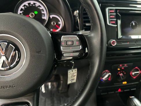 Used 2019 Volkswagen Beetle 2.0T S FWD image 16