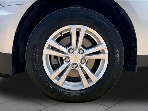 Used 2017 Chevrolet Equinox LS FWD image 11