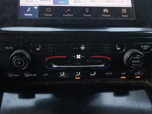Used 2022 Jeep Grand Cherokee L Limited RWD image 39