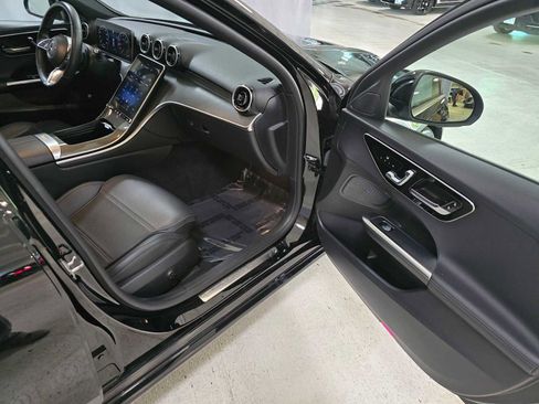 Used 2023 Mercedes-Benz C 300 Sedan image 12