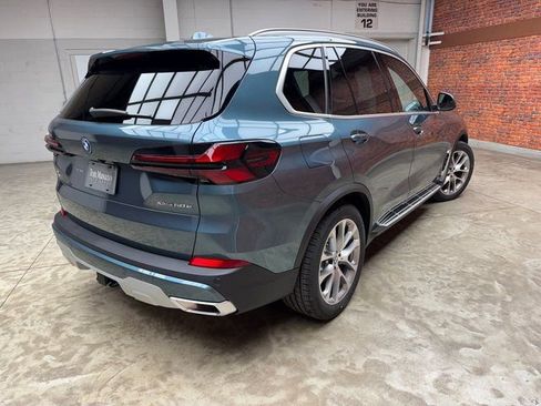 New 2026 BMW X5 xDrive50e image 5