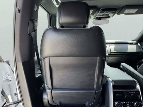 Used 2024 Land Rover Range Rover SE AWD/4WD image 41