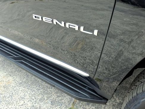 New 2026 GMC Yukon XL Denali w/ Advanced Technology Package AWD/4WD image 10