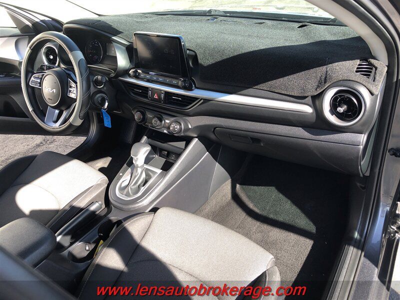 Used 2024 Kia Forte LXS FWD image 22