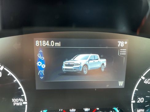 Used 2024 Ford Maverick XLT image 3