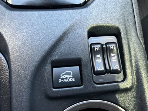 Used 2022 Subaru Crosstrek 2.5i Limited AWD/4WD image 30
