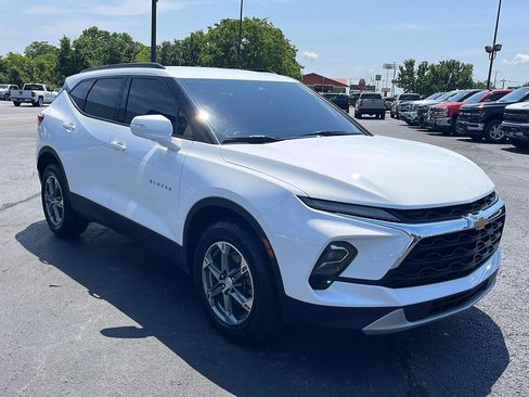 Used 2024 Chevrolet Blazer LT FWD image 7