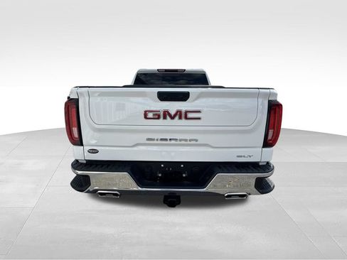 Used 2026 GMC Sierra 1500 SLT AWD/4WD image 7