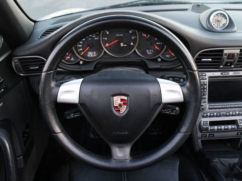 Used 2005 Porsche 911 Carrera image 23