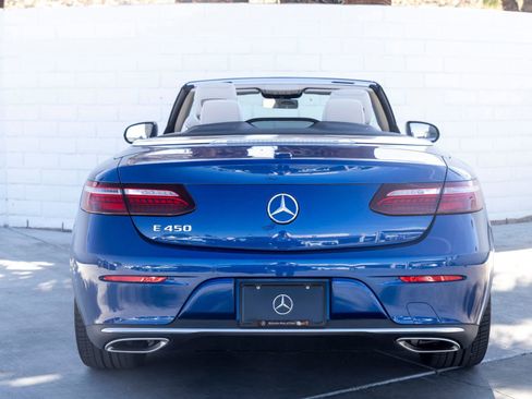 Used 2022 Mercedes-Benz E 450 Cabriolet image 10