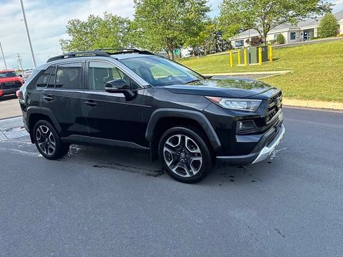 Used 2019 Toyota RAV4 Adventure AWD/4WD image 3