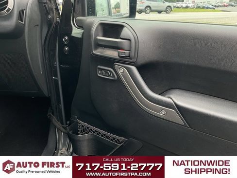 Used 2016 Jeep Wrangler Unlimited Sport w/ Quick Order Package 24S AWD/4WD image 14