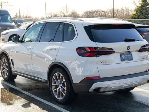 Used 2024 BMW X5 xDrive50e AWD/4WD image 5