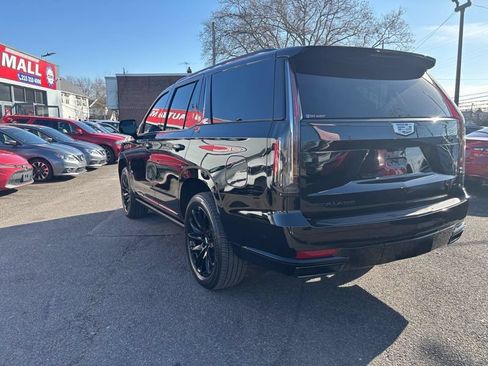 Used 2023 Cadillac Escalade Sport Platinum w/ LPO, ONYX Package AWD/4WD image 5