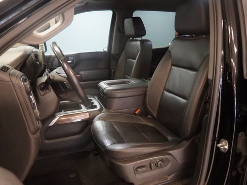 Used 2022 Chevrolet Silverado 1500 LT Trail Boss w/ Convenience Package II AWD/4WD image 3