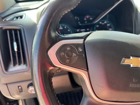 Used 2022 Chevrolet Colorado LT w/ Fleet Safety Package image 14