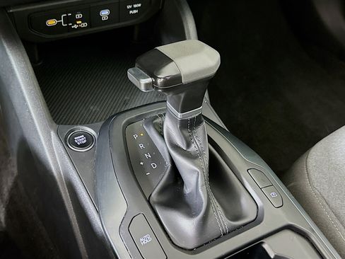 Used 2025 Kia K4 FWD image 24