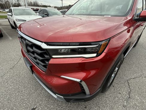 New 2025 Honda Pilot EX-L image 6