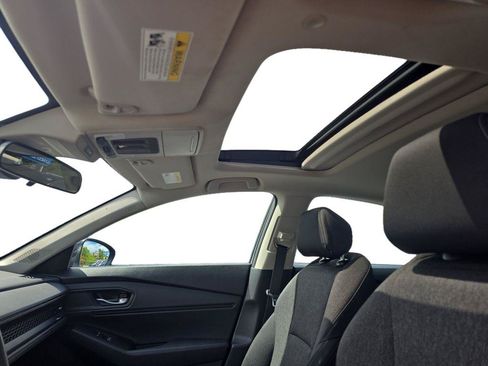 Used 2024 Honda Accord EX image 12