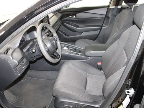 Used 2025 Honda Accord SE image 16