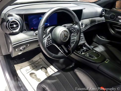 Used 2022 Mercedes-Benz E 350 4MATIC Sedan image 12