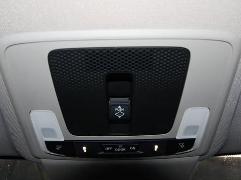 Used 2024 Honda Civic EX-L image 18