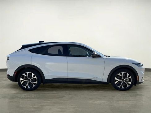 Certified 2025 Ford Mustang Mach-E Select w/ Interior Protection Package image 11