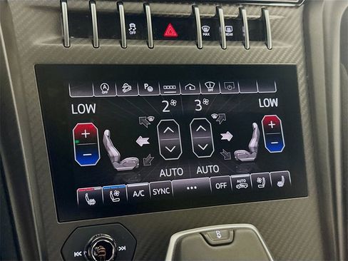 Used 2024 Lamborghini Urus Performante image 16