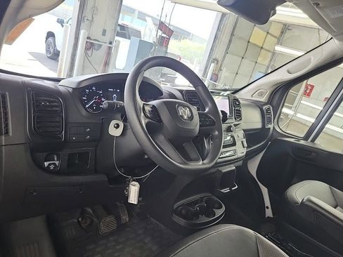 Used 2025 RAM ProMaster 2500 w/ Convenience Group FWD image 7