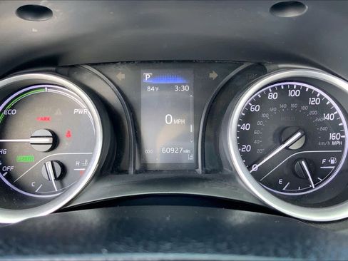 Used 2022 Toyota Camry LE image 24