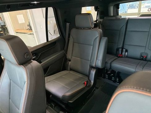 Used 2026 GMC Yukon AT4 w/ LPO, Floor Liner Package AWD/4WD image 20