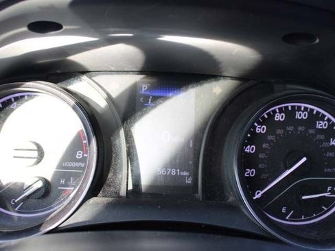 Used 2023 Toyota Camry SE FWD image 9