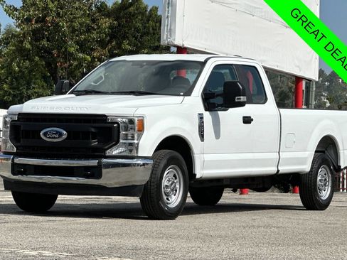Used 2022 Ford F250 XL w/ Power Equipment Group RWD image 8