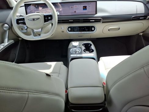 New 2026 Genesis GV60 RWD image 12