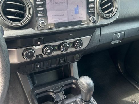 Used 2021 Toyota Tacoma SR AWD/4WD image 11