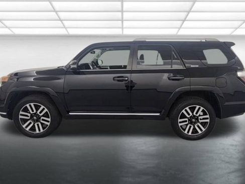 Used 2014 Toyota 4Runner Limited image 5