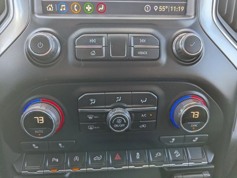 Used 2020 Chevrolet Silverado 1500 LT Trail Boss image 19